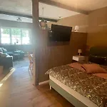 Kochstedter Wohnstuben - Wohnen Mit Naturbaustoffen In Der Bauhausstadt Dessau-Rosslau