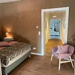 Apartman Kochstedter Wohnstuben - Wohnen Mit Naturbaustoffen In Der Bauhausstadt