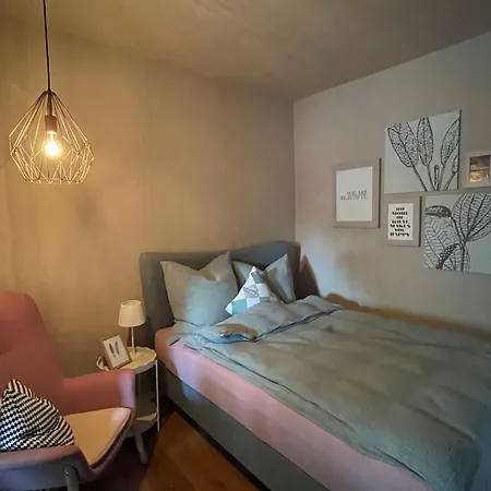 Kochstedter Wohnstuben - Wohnen Mit Naturbaustoffen In Der Bauhausstadt * Dessau-Rosslau