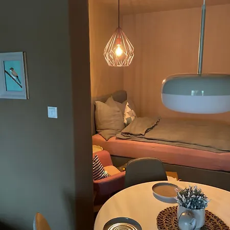 Kochstedter Wohnstuben - Im Ruhigen Stadtteil Von Apartamento *