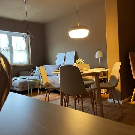 Apartamento Kochstedter Wohnstuben - Im Ruhigen Stadtteil Von *