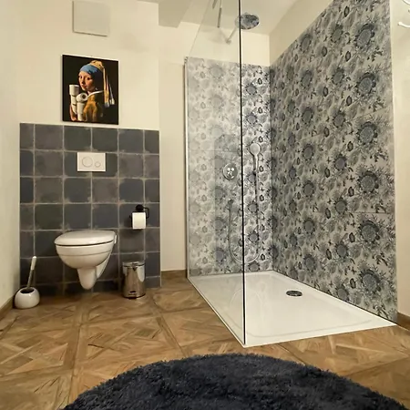 Kochstedter Wohnstuben - Wohnen Mit Naturbaustoffen In Der Bauhausstadt