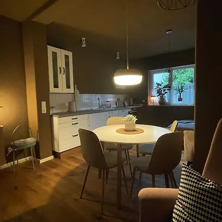 Kochstedter Wohnstuben - Wohnen Mit Naturbaustoffen In Der Bauhausstadt 아파트 Dessau-Rosslau