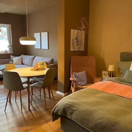 Daire Kochstedter Wohnstuben - Wohnen Mit Naturbaustoffen In Der Bauhausstadt Dessau-Rosslau