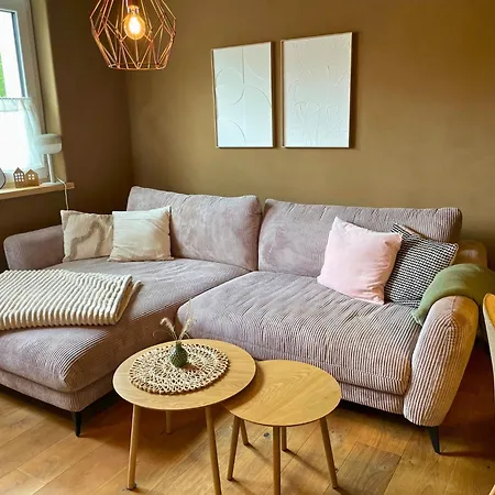 Kochstedter Wohnstuben - Mit Naturbaustoffen In Der Bauhausstadt - Hundefreundlich - Ebenerdig - Mit Garten - Parkplatz Inklusive Daire *