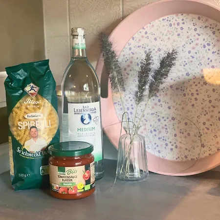 Kochstedter Wohnstuben - Mit Naturbaustoffen In Der Bauhausstadt - Hundefreundlich - Ebenerdig - Mit Garten - Parkplatz Inklusive *