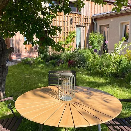 Daire Kochstedter Wohnstuben - Mit Naturbaustoffen In Der Bauhausstadt - Hundefreundlich - Ebenerdig - Mit Garten - Parkplatz Inklusive Dessau-Rosslau