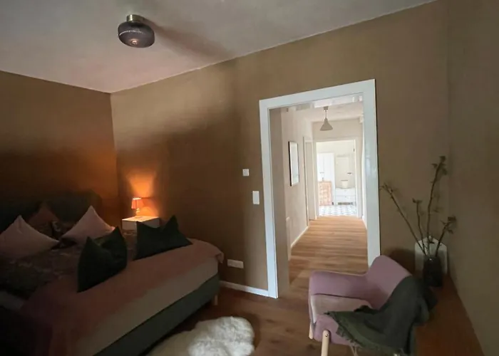 Kochstedter Wohnstuben - Wohnen Mit Naturbaustoffen In Der Bauhausstadt Dessau-Rosslau