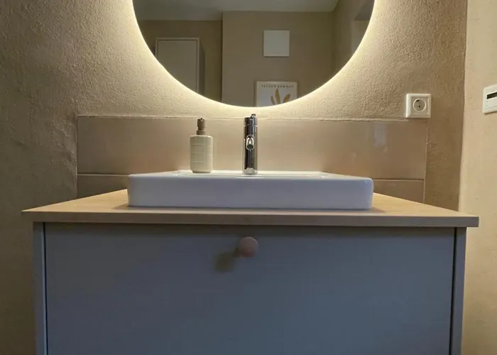 Kochstedter Wohnstuben - Wohnen Mit Naturbaustoffen In Der Bauhausstadt Apartman