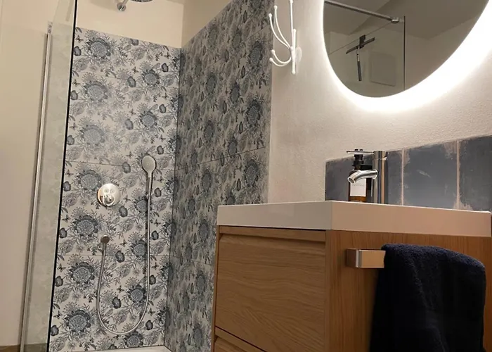 Kochstedter Wohnstuben - Wohnen Mit Naturbaustoffen In Der Bauhausstadt *