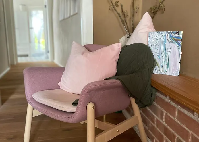 Kochstedter Wohnstuben - Wohnen Mit Naturbaustoffen In Der Bauhausstadt Apartman