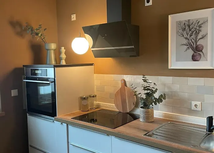 Kochstedter Wohnstuben - Wohnen Mit Naturbaustoffen In Der Bauhausstadt Apartman