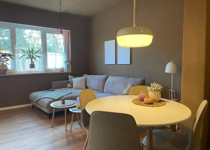 Kochstedter Wohnstuben - Wohnen Mit Naturbaustoffen In Der Bauhausstadt Apartman *