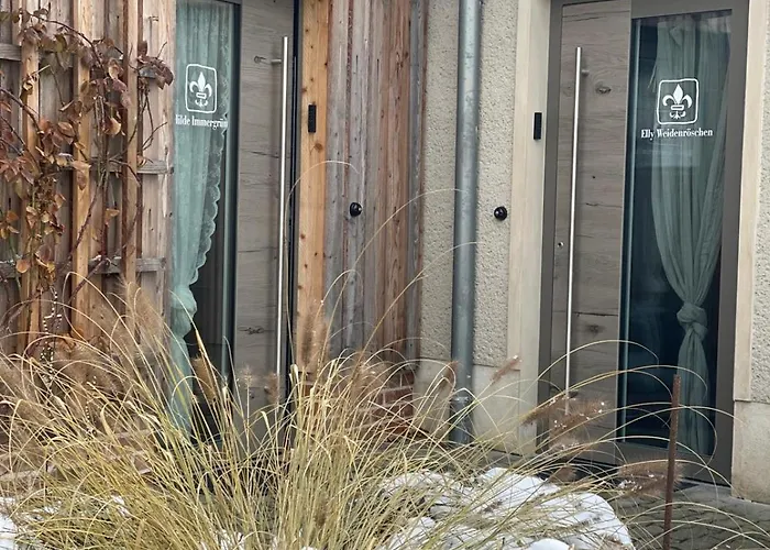 Kochstedter Wohnstuben - Wohnen Mit Naturbaustoffen In Der Bauhausstadt Apartman *